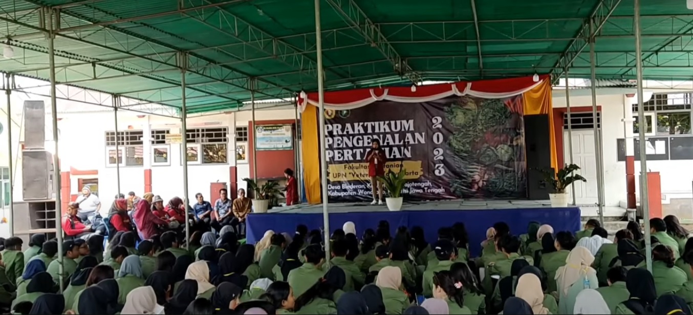 PRAKTIKUM PENGENALAN PERTANIAN DI LOKASI PROKLIM LESTARI BLEDERAN WONOSOBO 