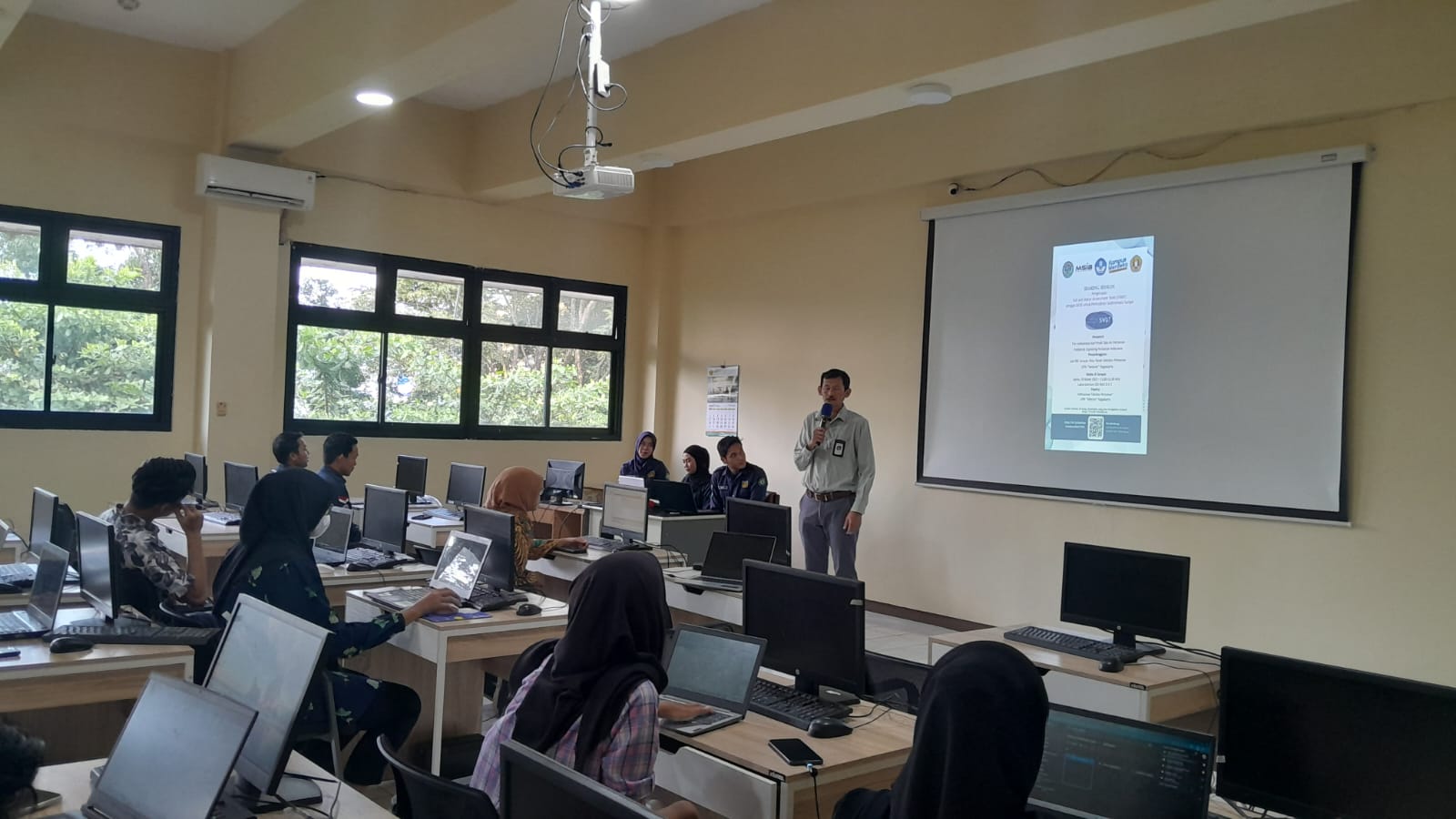 Sharing Session : Pengenalan Aplikasi Soil and Water Assessment Tools (SWAT)