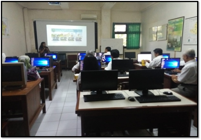 Workshop SIG bagi dosen Prodi Ilmu Tanah dan antar prodi UPN Jogja oleh PT. ESRI Indonesia